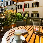 Next To The Duomo Of Florence, Raffaello, With Private Patio شقة *