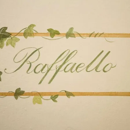 Next To The Duomo Of Florence, Raffaello, With Private Patio Apartment *