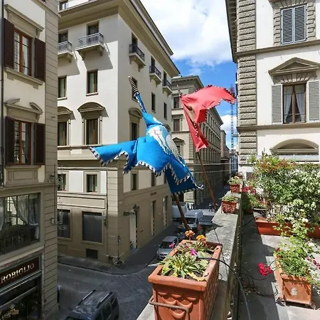 Next To The Duomo Of Florence, Raffaello, With Private Patio